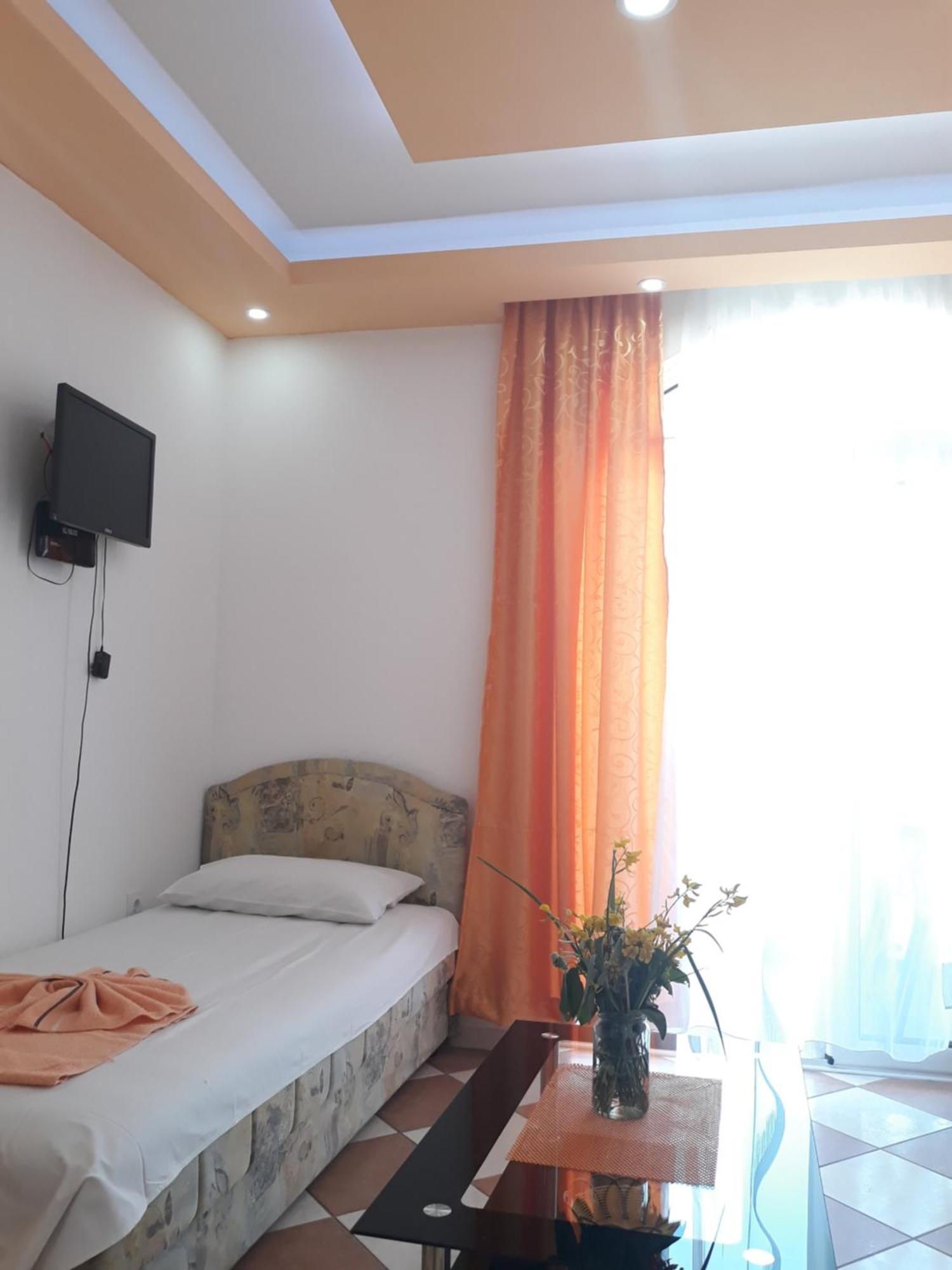 Apartments Aza Dobra Voda Ruang foto