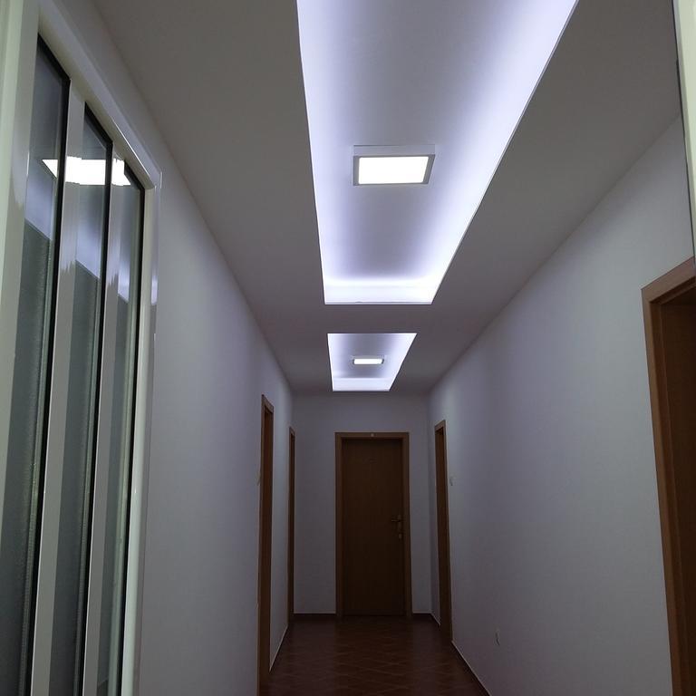 Apartments Aza Dobra Voda Bagian luar foto