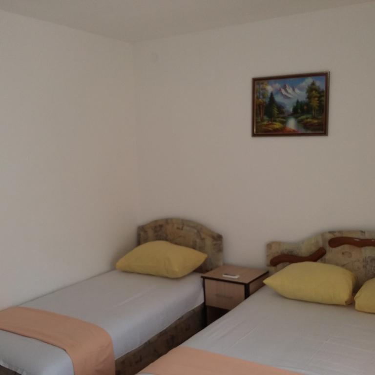 Apartments Aza Dobra Voda Bagian luar foto